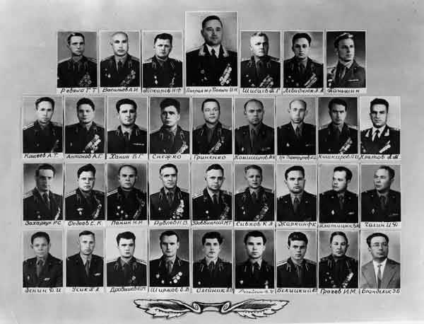 Офицеры связисты,  КВВИДКУС, выпуск 1967г.